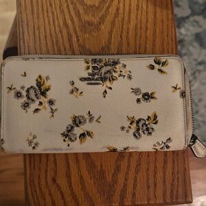 Coach Floral White Women's Wallet
